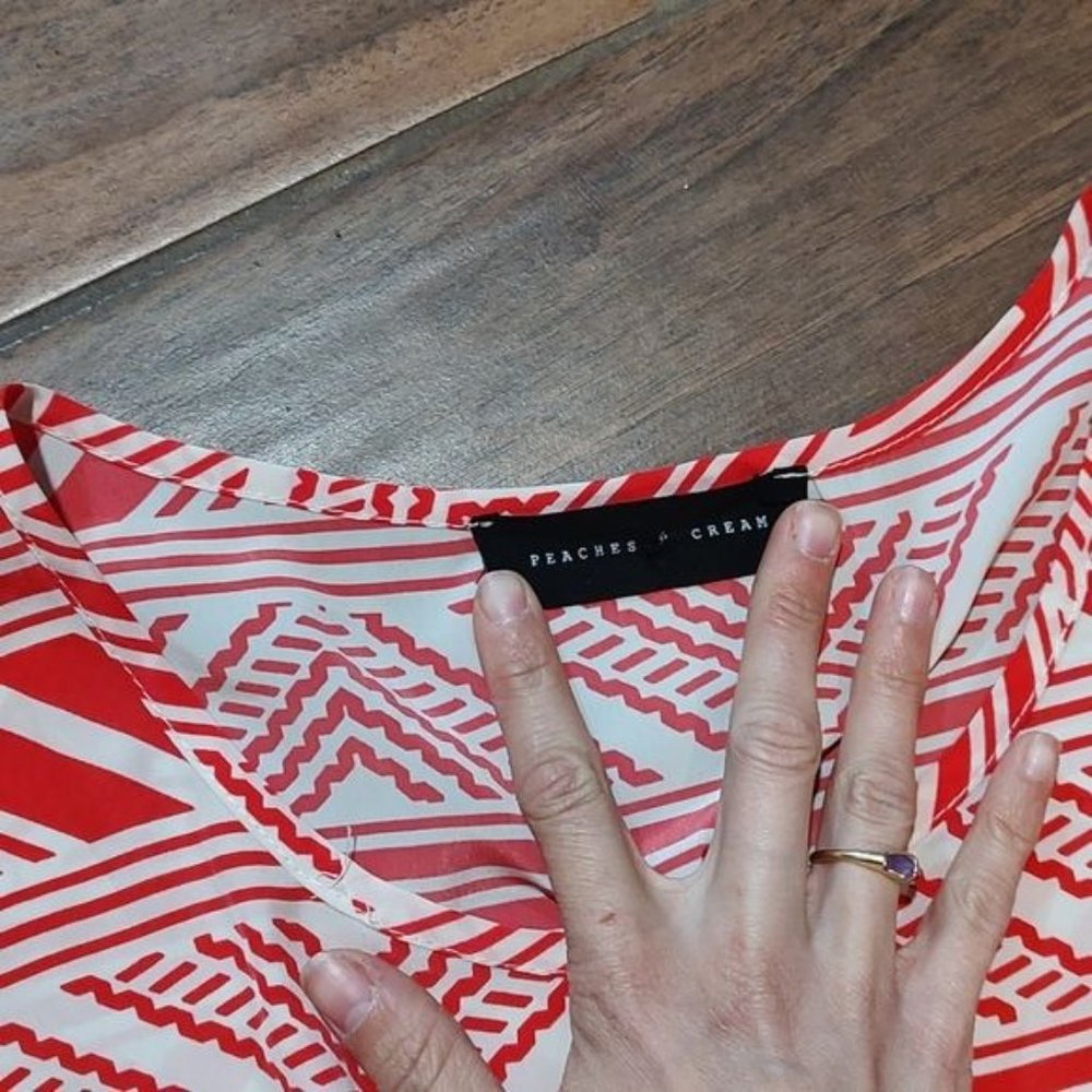 Peaches & Cream S red white Aztec dress - Picture 4 of 5